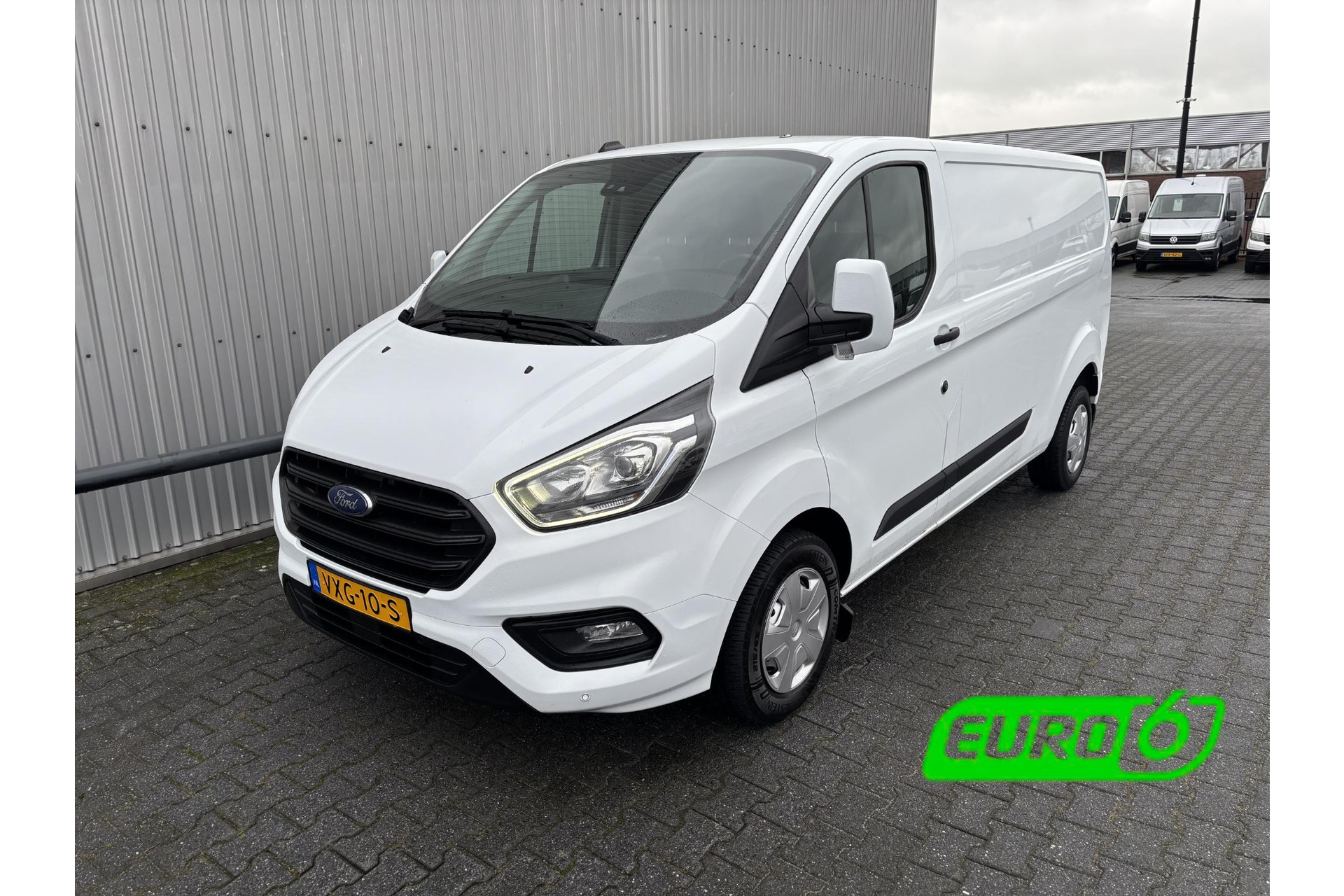 Ford Transit Custom 300 2.0 TDCI L2H1*A/C*CRUISE*NAVI*HAAK*CAM*3PERS*